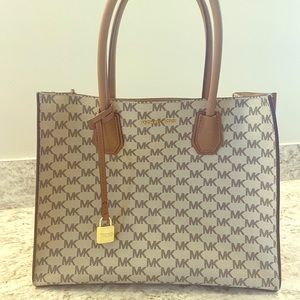 Michael Kors handbag